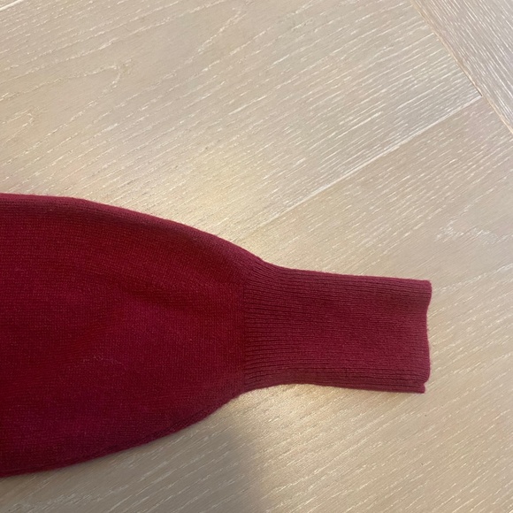 JOIE ruby red cashmere sweater, size XS - Picture 4 of 8